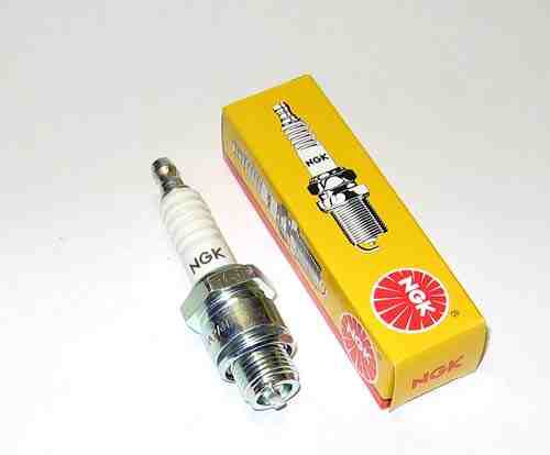 Z&uuml;ndkerze NGK BR7HS 5 KOHM f&uuml;r Trabant P601